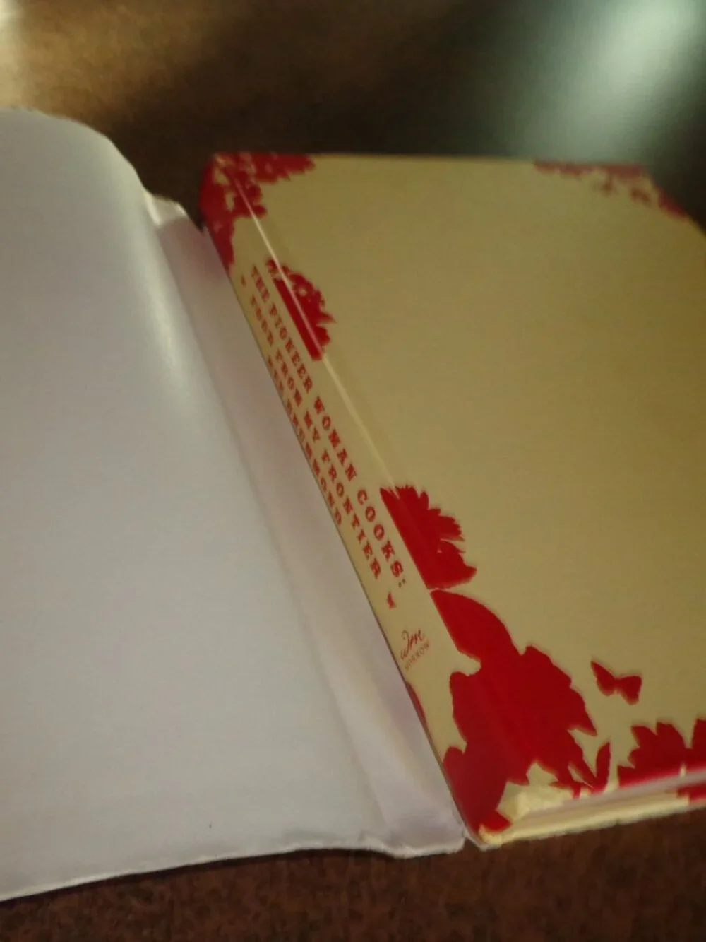 Cookbook Hardcover The Pioneer Woman Cooks Colored Photography 292 Pgs.